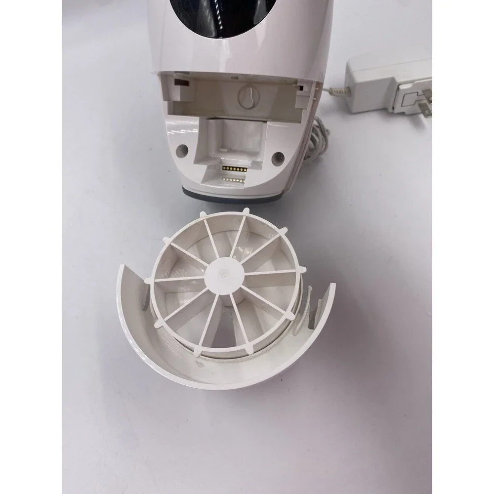 Pawbo PPC-21CL Pet Camera and Treat Dispenser MACHINE ONLY READ
